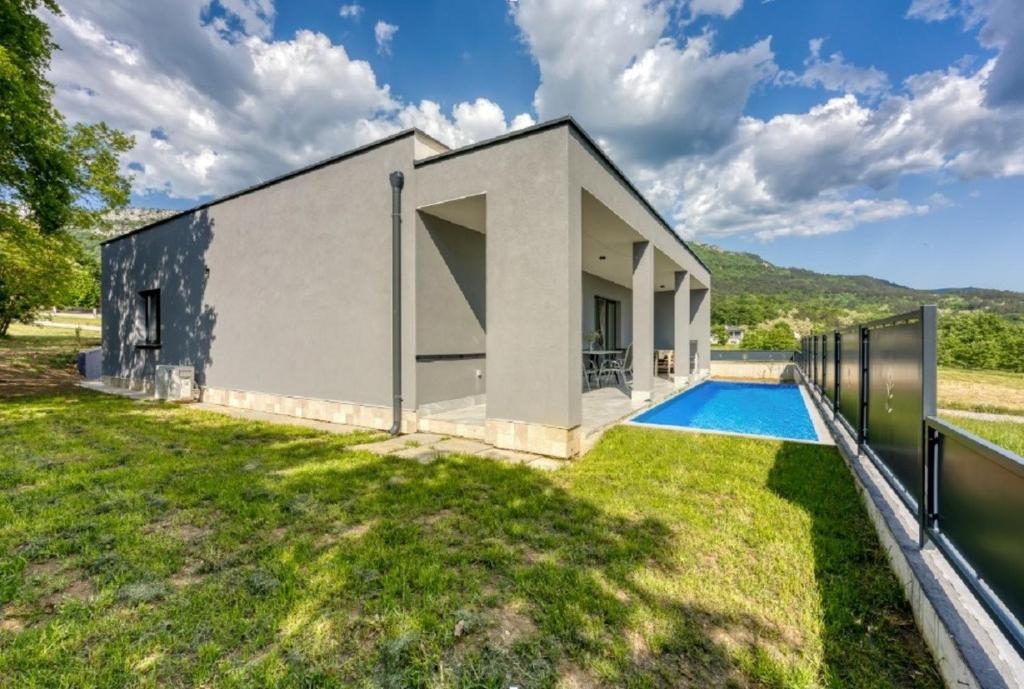 Haus Zu verkaufen - Istarska Buzet - foto 1/27