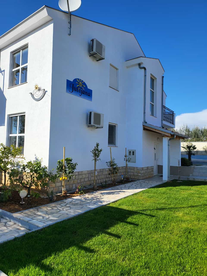 House For sale - ZADARSKA BENKOVAC