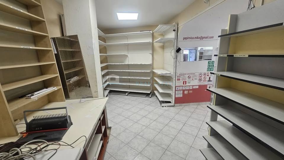 Commerciale In vendita - ŠIBENSKO-KNINSKA VODICE