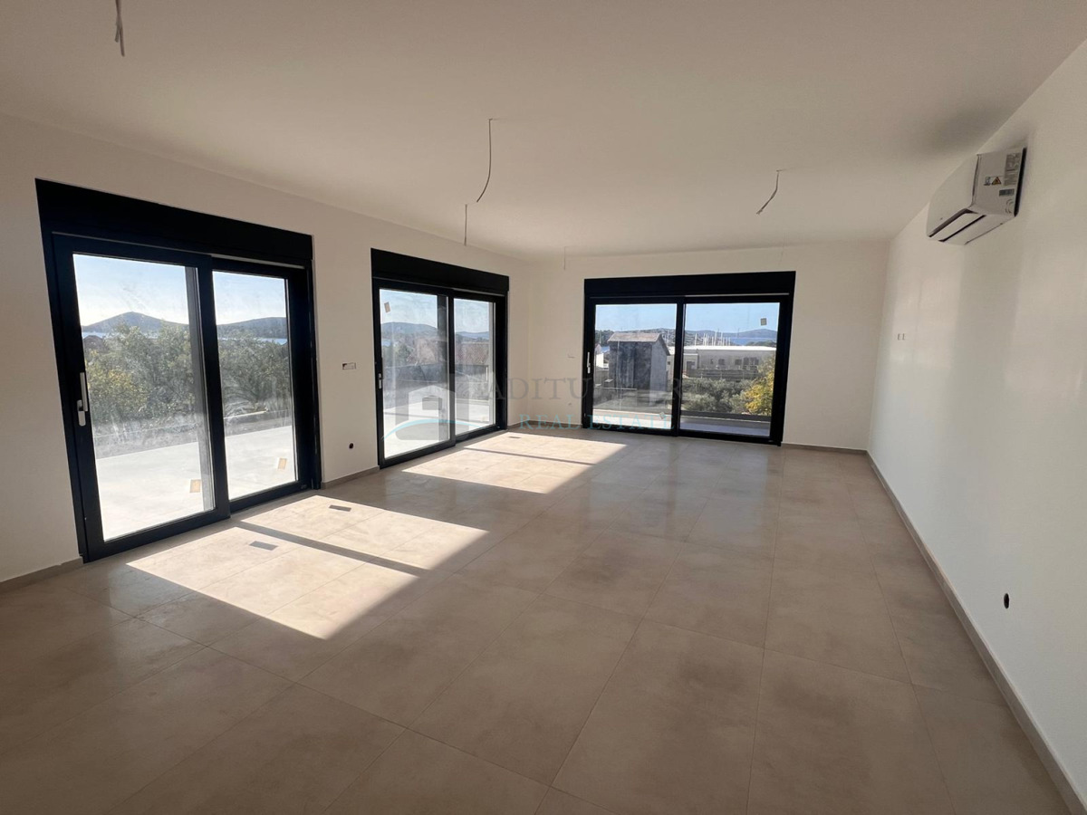 Flat For sale - šibensko-kninska Tribunj - foto 4/12