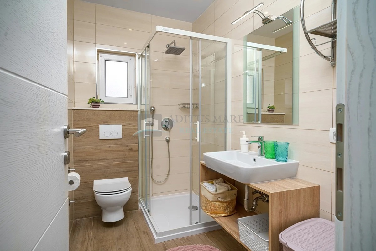 House For sale - ŠIBENSKO-KNINSKA VODICE