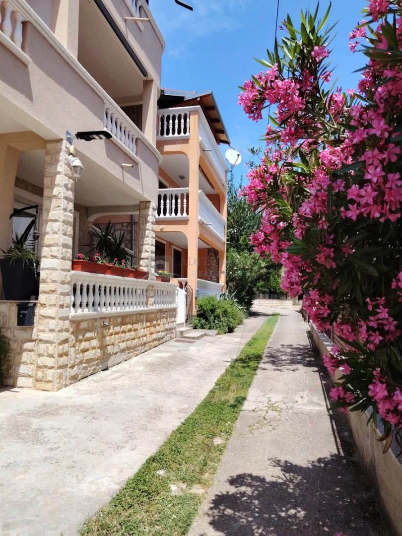 House For sale - šibensko-kninska Vodice - foto 2/18