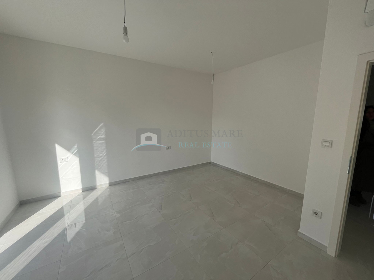 House For sale - ŠIBENSKO-KNINSKA VODICE