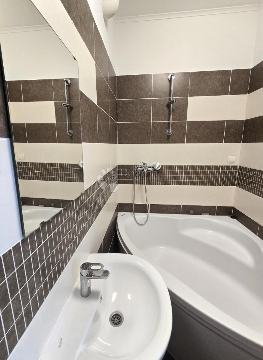 Apartment Zu verkaufen - PRIMORSKO-GORANSKA RIJEKA