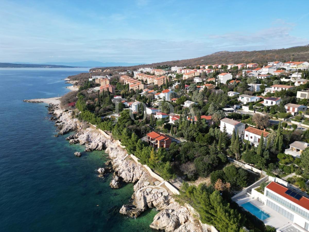 Kuća Na prodaju - PRIMORSKO-GORANSKA NOVI VINODOLSKI