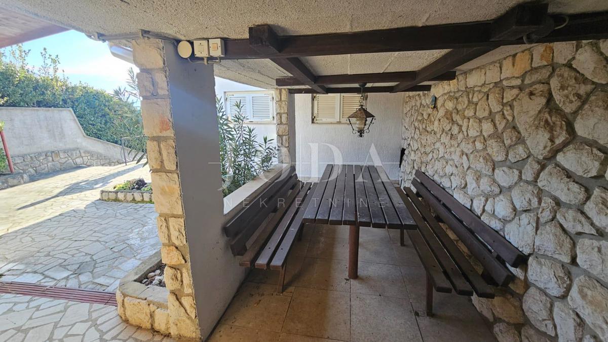Kuća Na prodaju - PRIMORSKO-GORANSKA NOVI VINODOLSKI