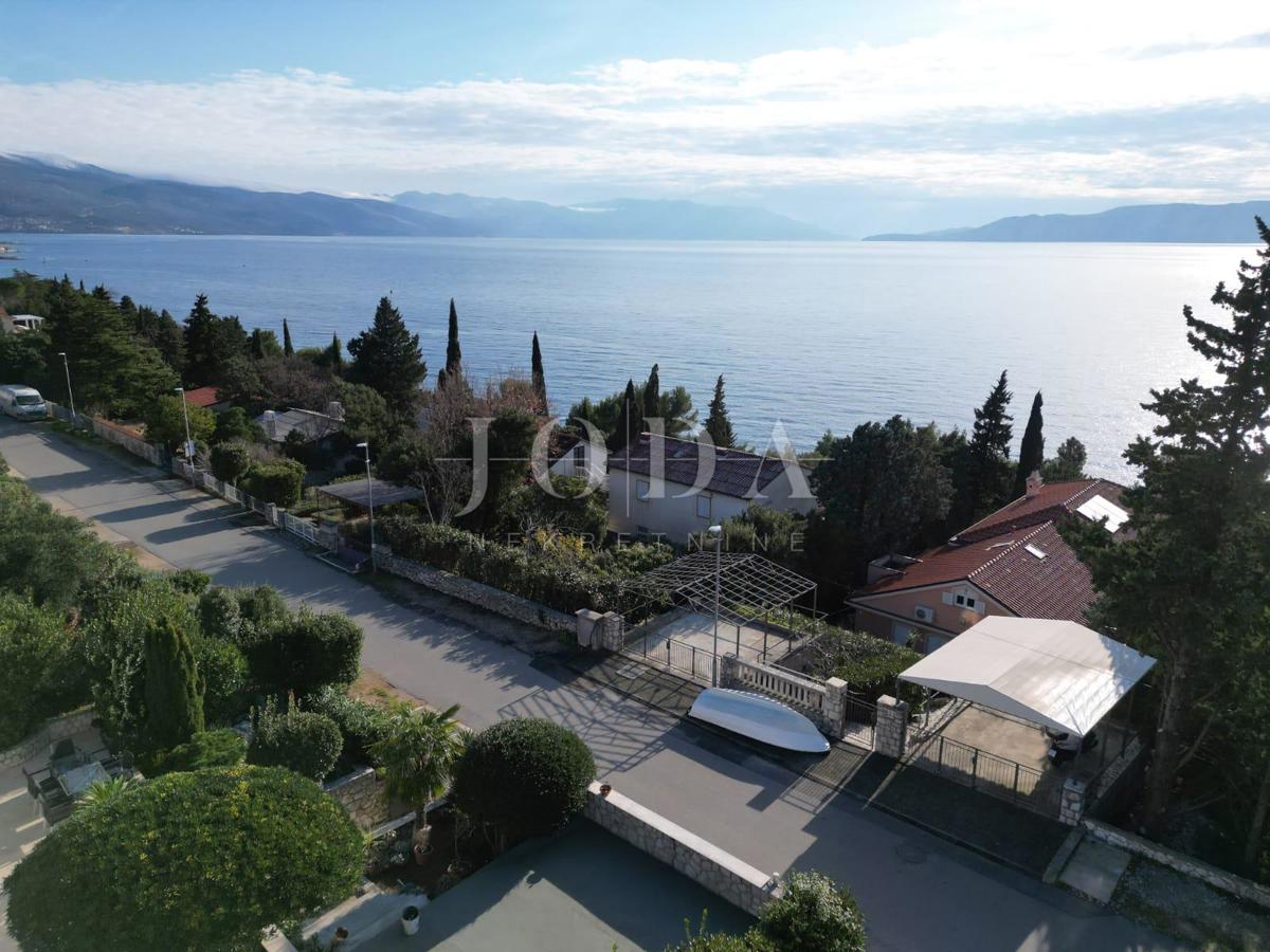Kuća Na prodaju - PRIMORSKO-GORANSKA NOVI VINODOLSKI