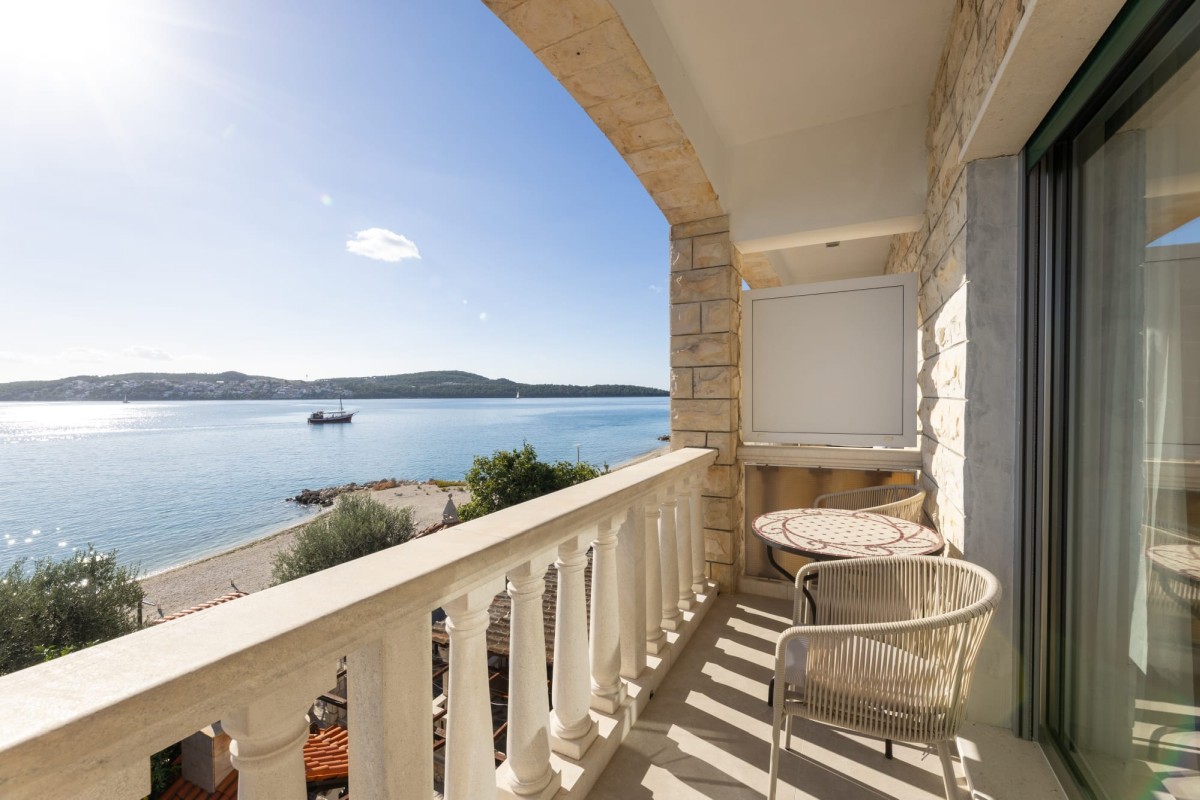Locaux commerciaux À vendre - SPLITSKO-DALMATINSKA TROGIR