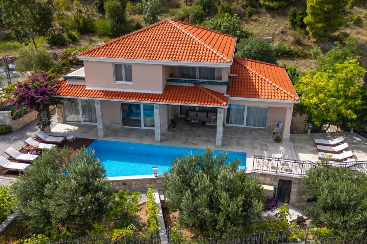 House For sale - Splitsko-dalmatinska Omiš - foto 1/7
