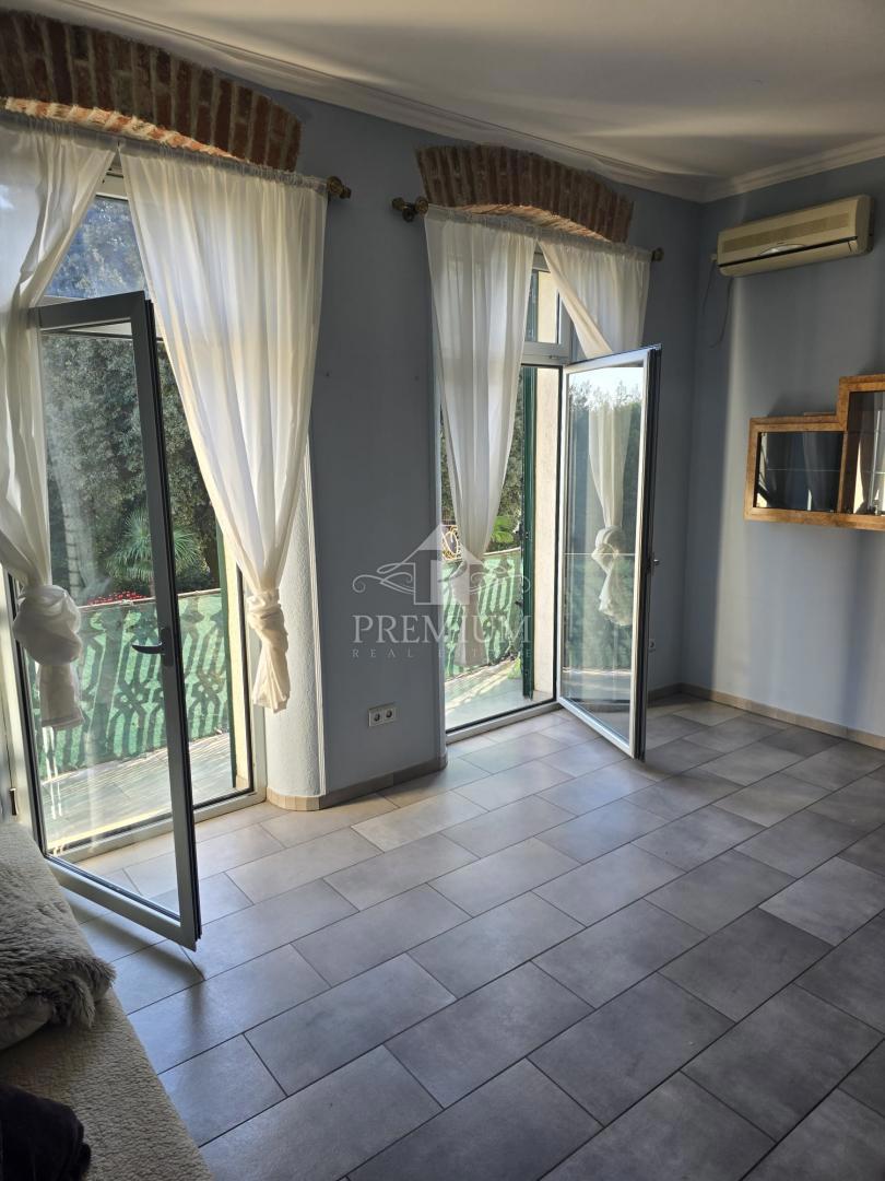 Appartement À louer - Primorsko-goranska Opatija - foto 1/11