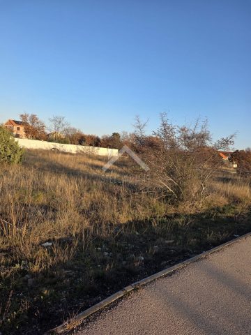 Pozemek na prodej 588 m² – Zemunik Donji