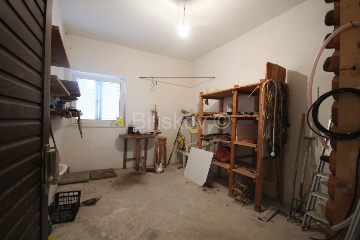 Haus Zu verkaufen - SPLITSKO-DALMATINSKA PODSTRANA