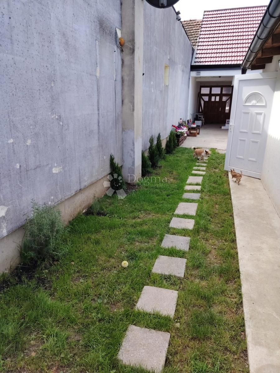 Hiša Na predaj - OSJEČKO-BARANJSKA OSIJEK