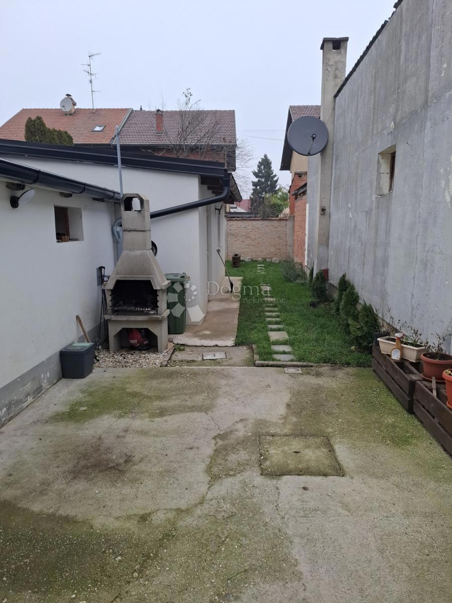 Hiša Na predaj - OSJEČKO-BARANJSKA OSIJEK