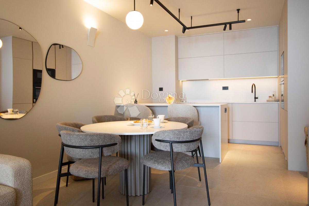 Flat For rent - SPLITSKO-DALMATINSKA SPLIT