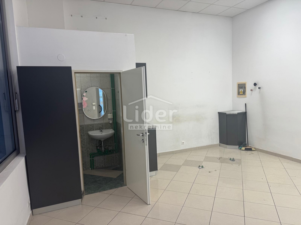 Business premises For rent - PRIMORSKO-GORANSKA RIJEKA
