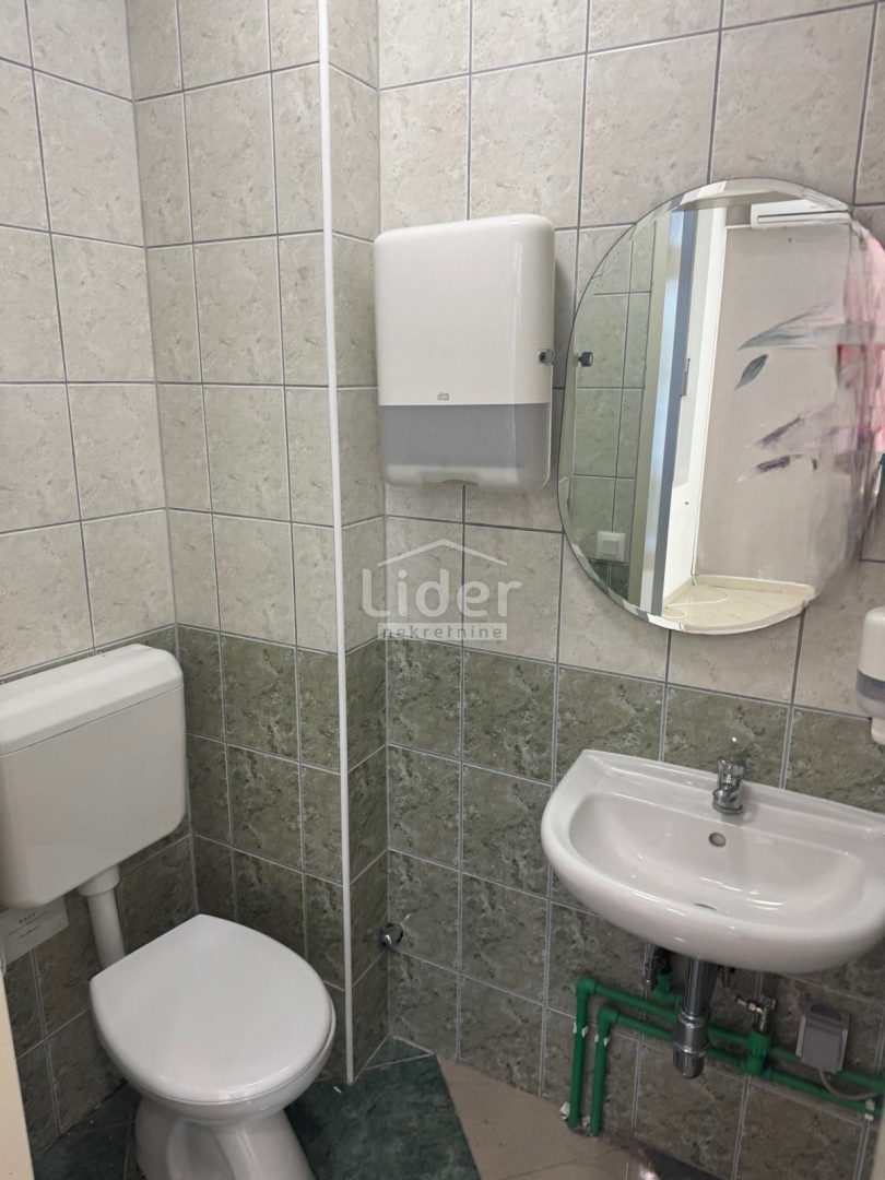 Business premises For rent - PRIMORSKO-GORANSKA RIJEKA