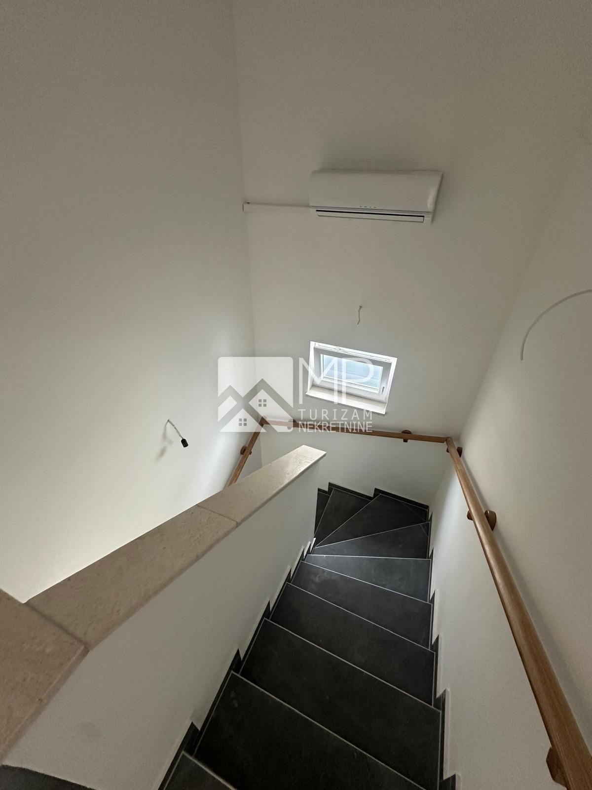 House For sale - ISTARSKA MEDULIN