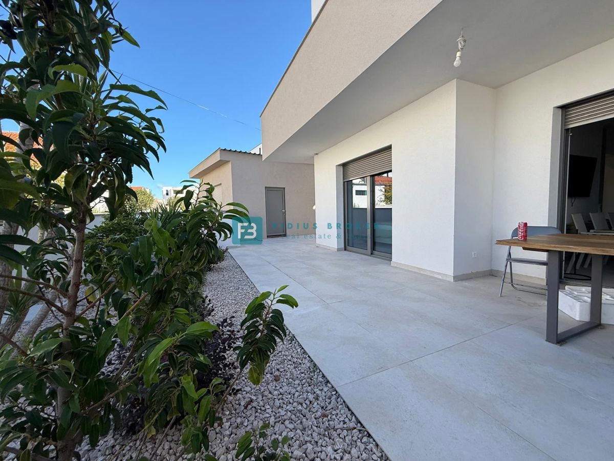 House For sale - ŠIBENSKO-KNINSKA VODICE
