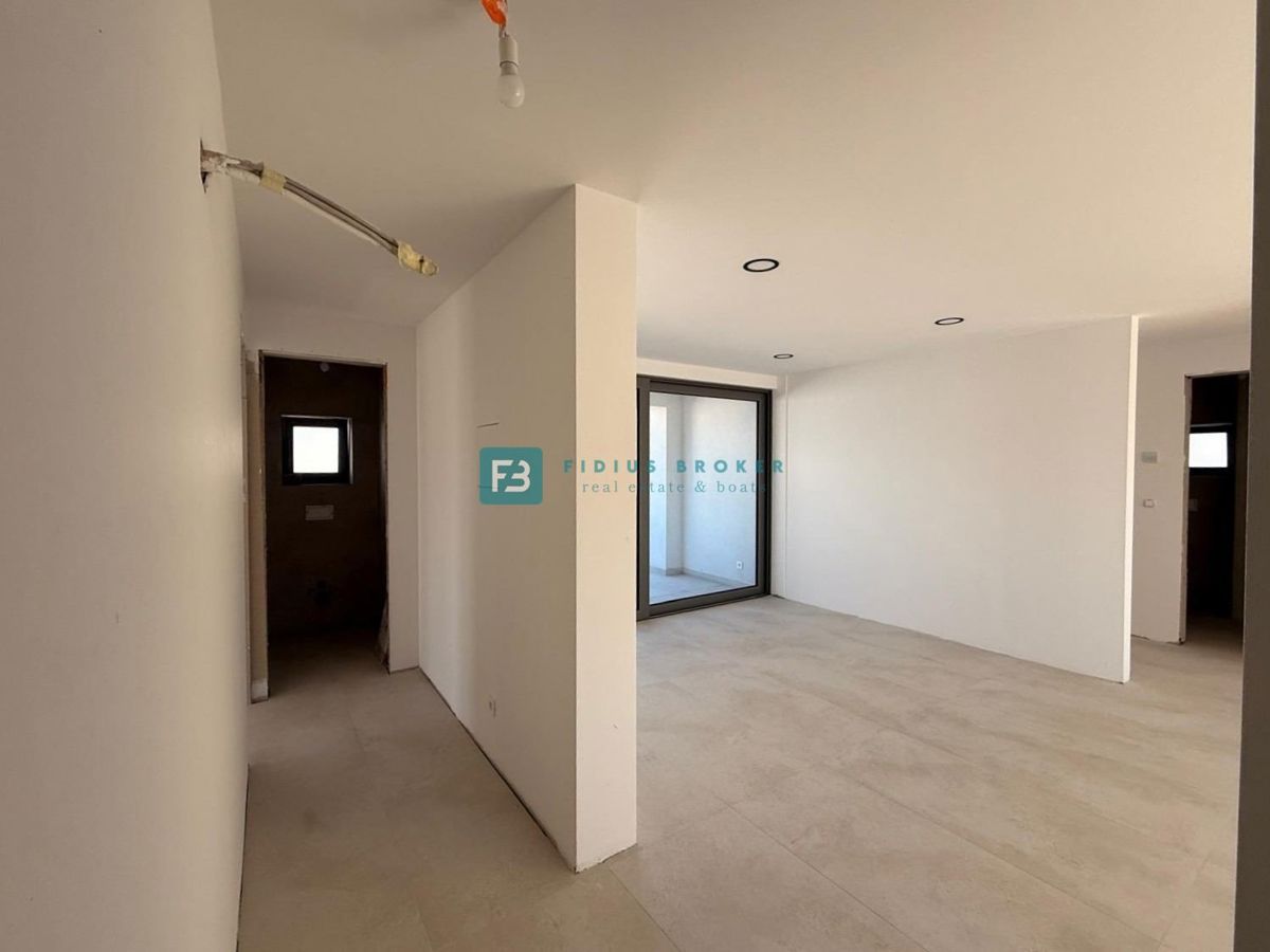 House For sale - ŠIBENSKO-KNINSKA VODICE