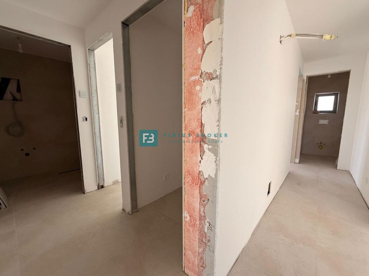 House For sale - ŠIBENSKO-KNINSKA VODICE
