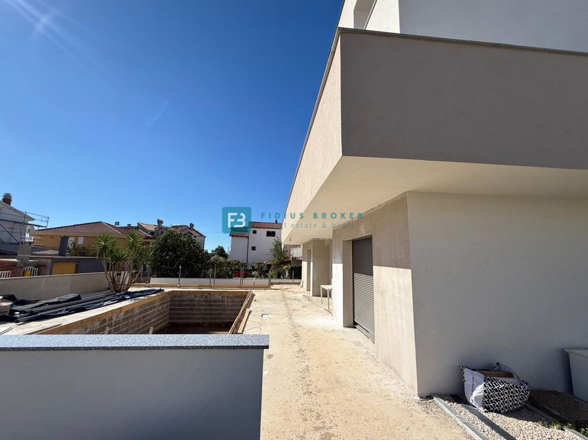 House For sale - ŠIBENSKO-KNINSKA VODICE