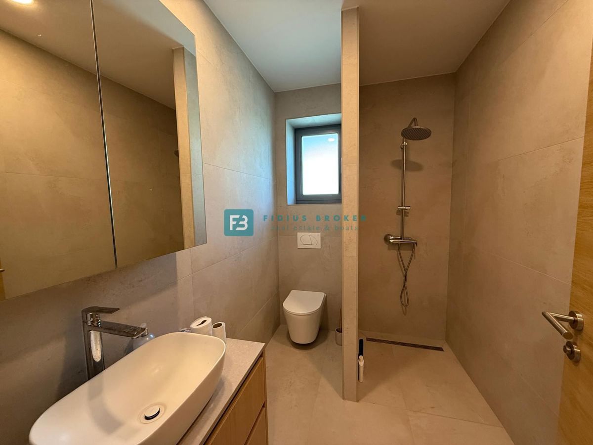 House For sale - ŠIBENSKO-KNINSKA VODICE