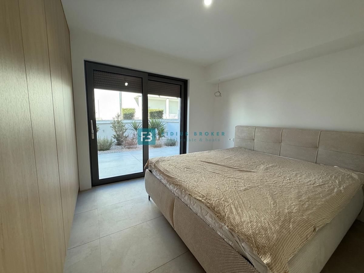 House For sale - ŠIBENSKO-KNINSKA VODICE