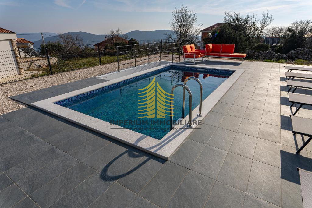 Kuća Na prodaju - SPLITSKO-DALMATINSKA MARINA