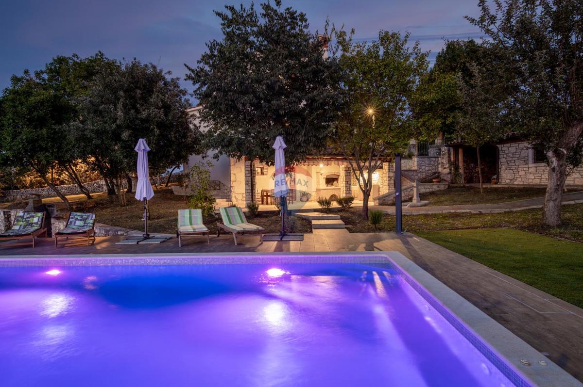 Maison À vendre - ISTARSKA SVETA NEDELJA