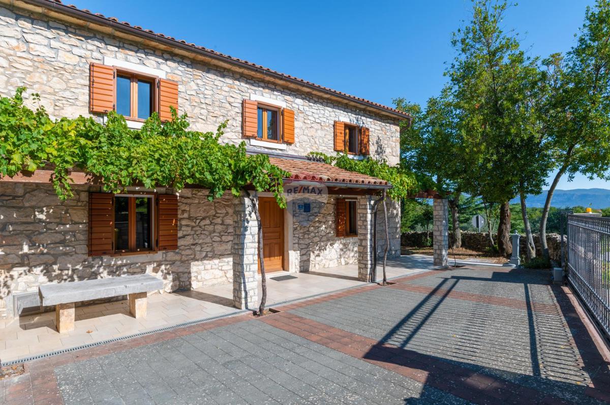 Maison À vendre - ISTARSKA SVETA NEDELJA