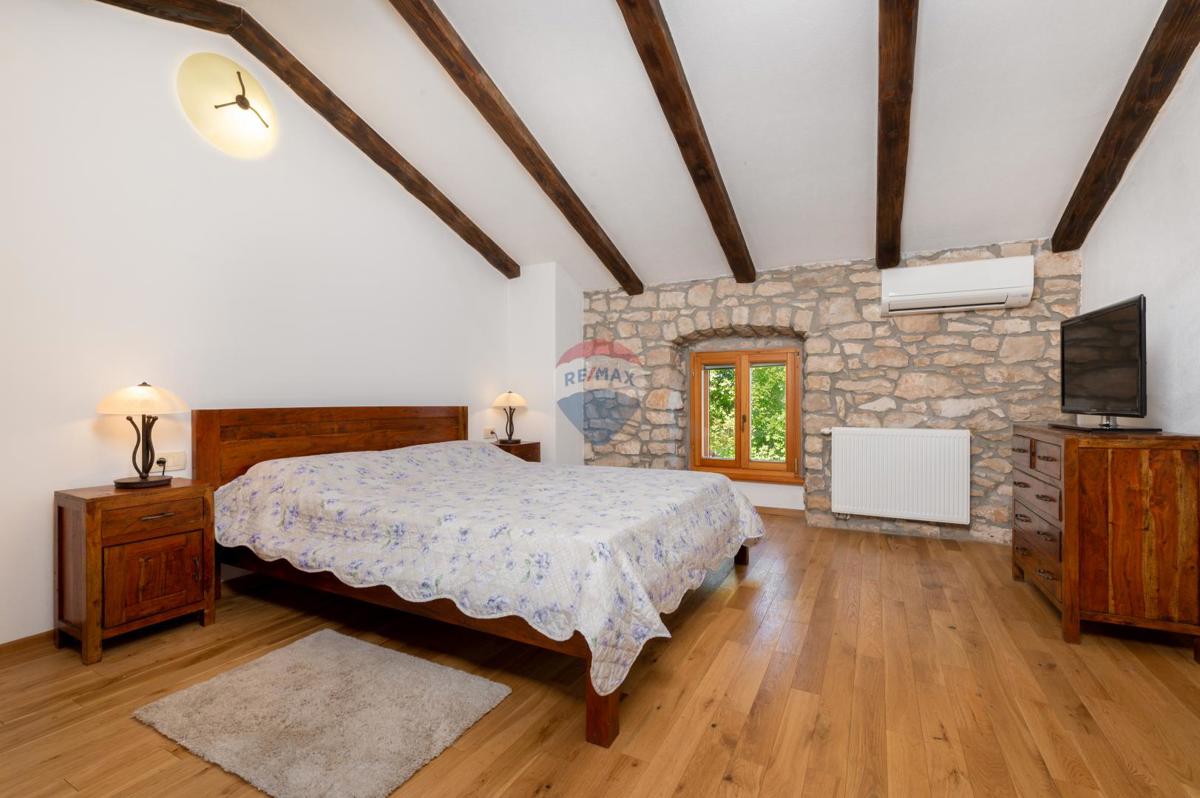 Maison À vendre - ISTARSKA SVETA NEDELJA