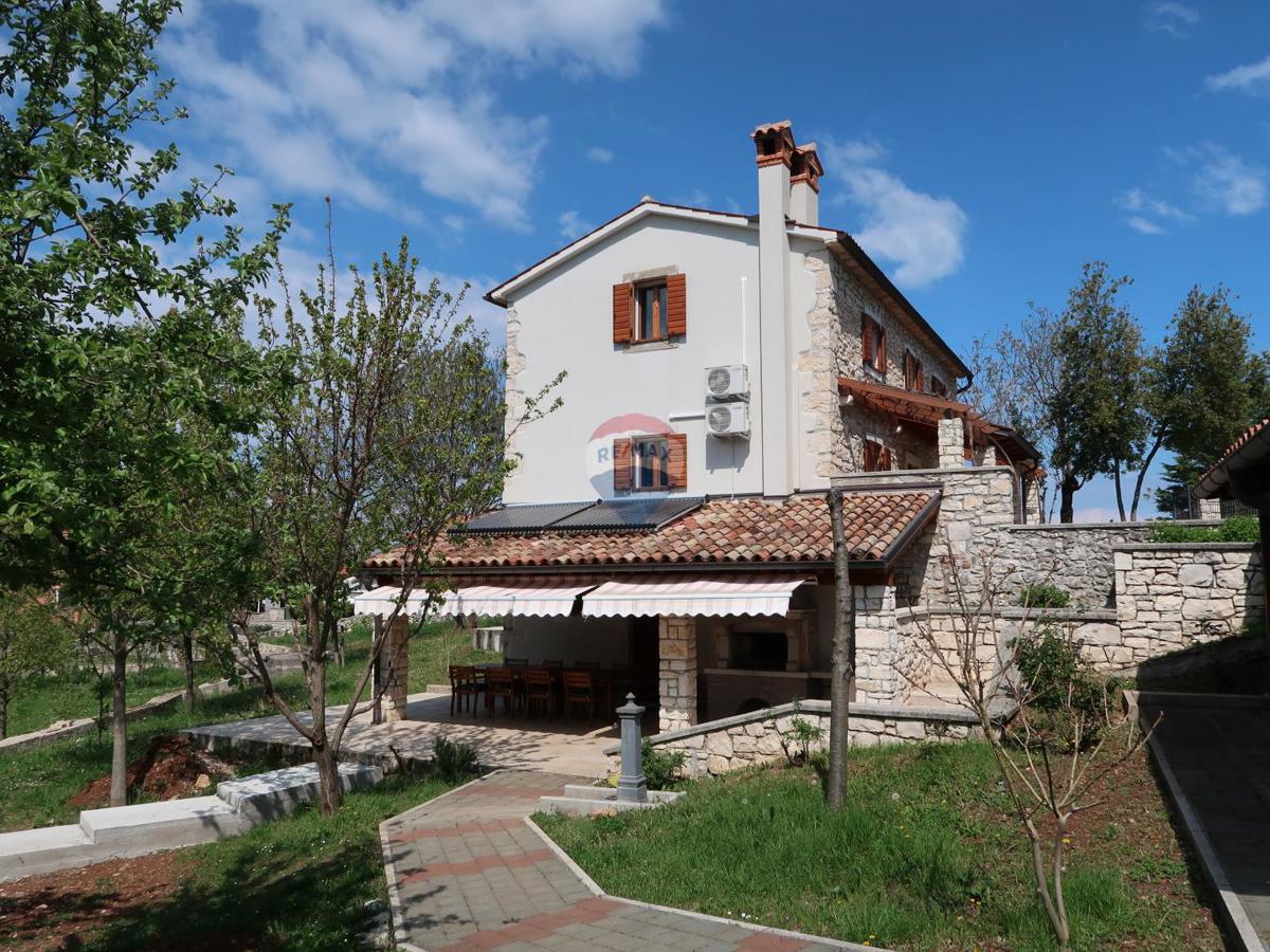 Maison À vendre - ISTARSKA SVETA NEDELJA