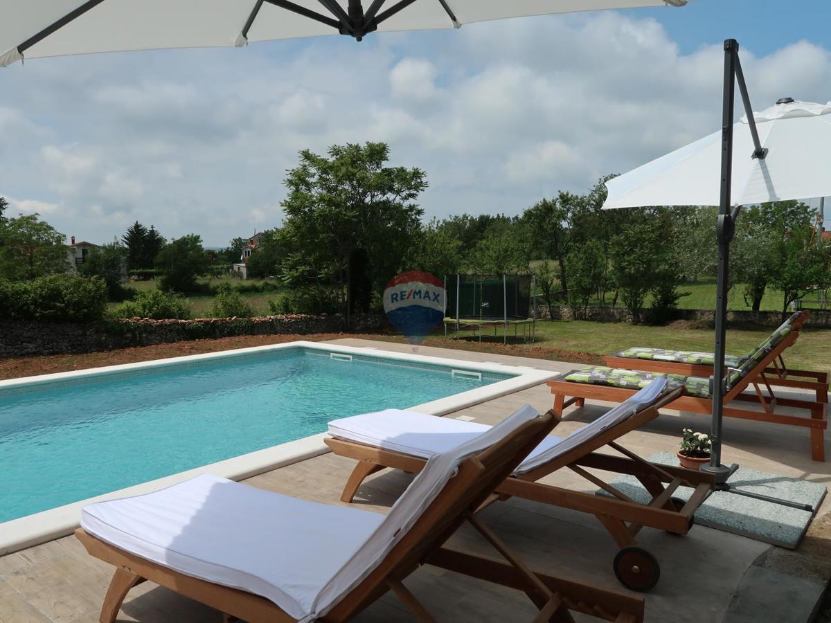 Maison À vendre - ISTARSKA SVETA NEDELJA