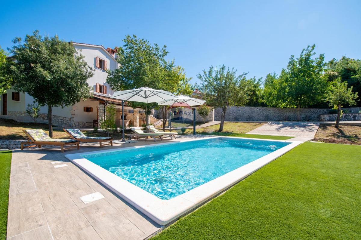 Maison À vendre - ISTARSKA SVETA NEDELJA