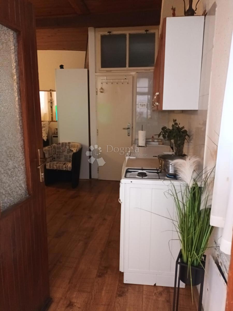 Poslovni prostor Na prodaju - ISTARSKA ROVINJ