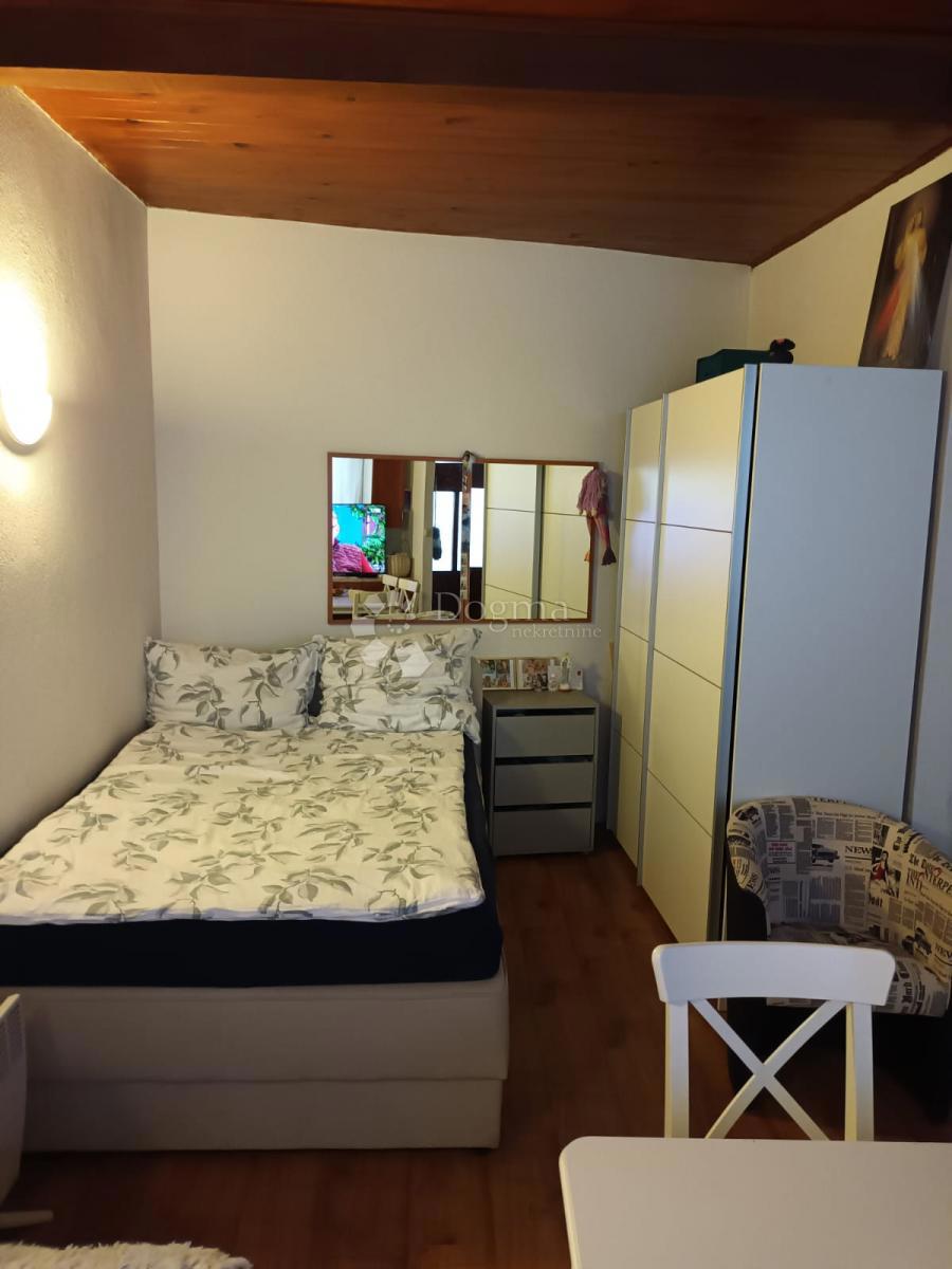 Poslovni prostor Na prodaju - ISTARSKA ROVINJ