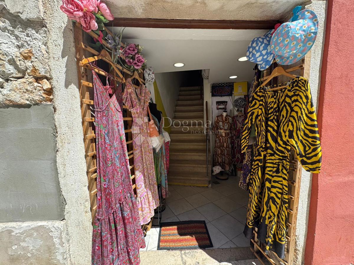 Poslovni prostor Na prodaju - ISTARSKA ROVINJ