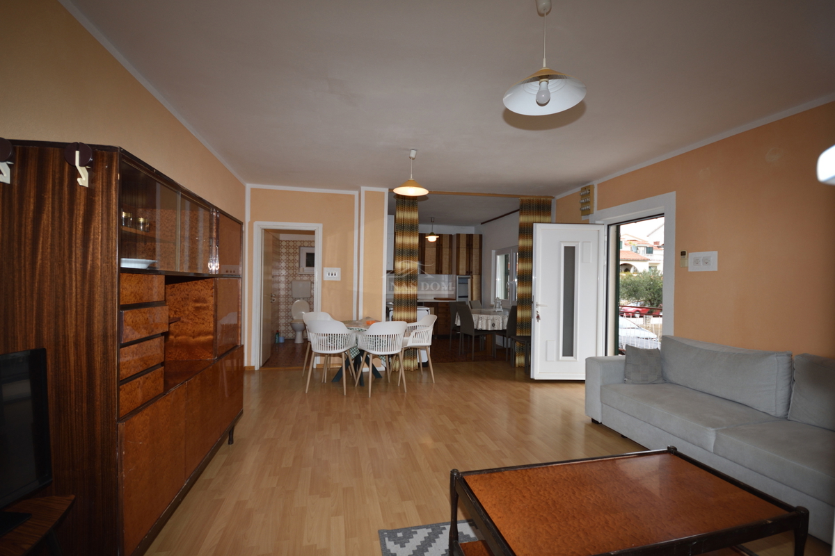 House For sale - ŠIBENSKO-KNINSKA VODICE