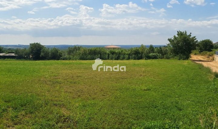 Zemljište na prodaju 13152 m² – Kaštelir