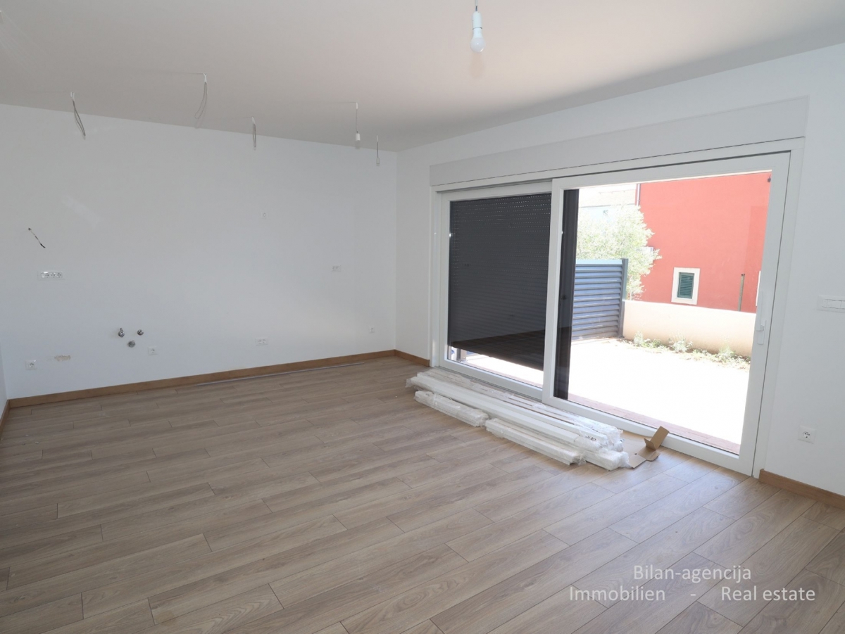 Flat For sale - ŠIBENSKO-KNINSKA VODICE