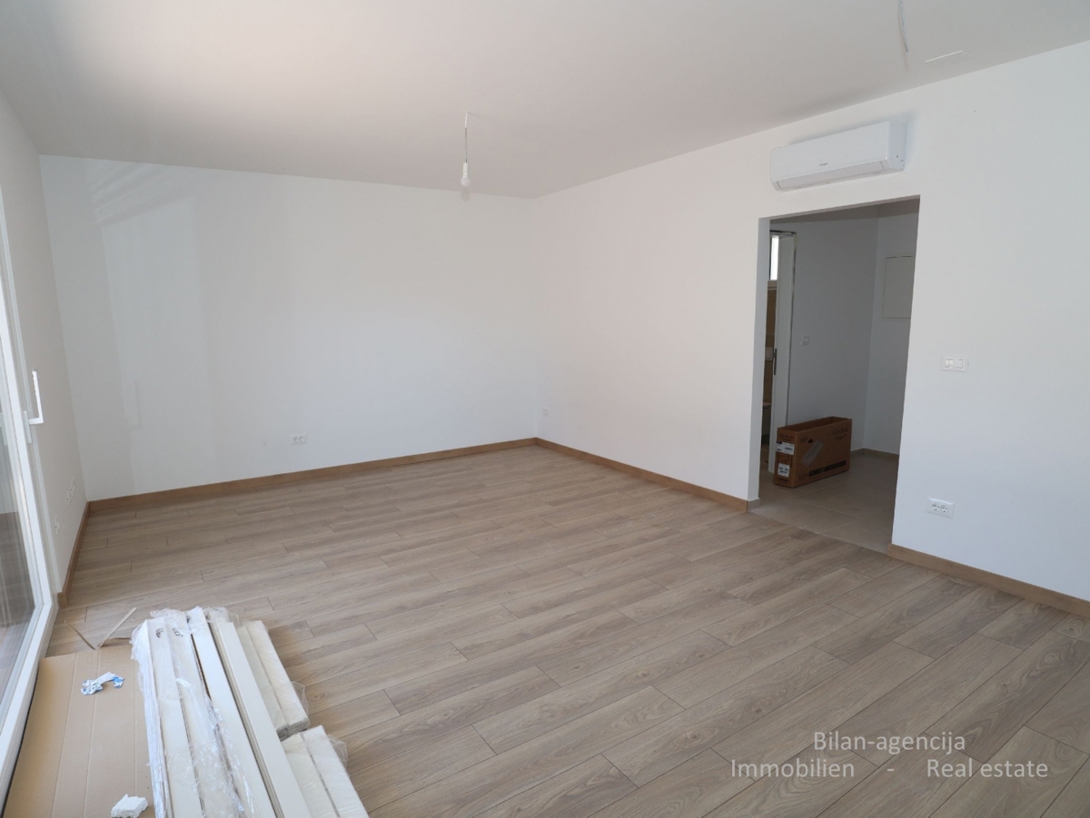 Flat For sale - ŠIBENSKO-KNINSKA VODICE