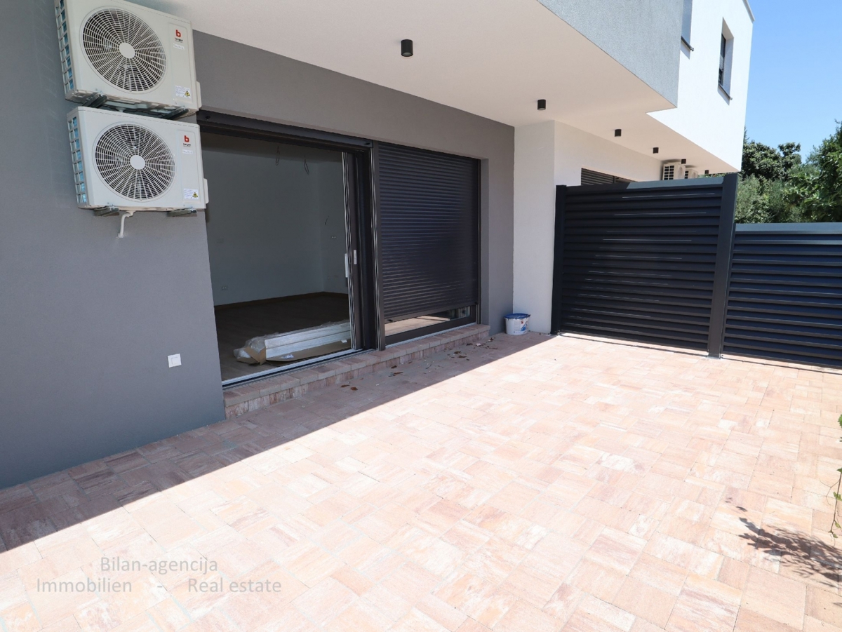 Flat For sale - ŠIBENSKO-KNINSKA VODICE