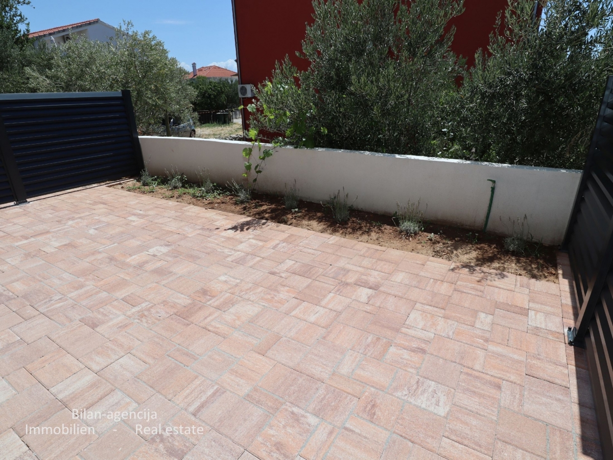 Flat For sale - ŠIBENSKO-KNINSKA VODICE