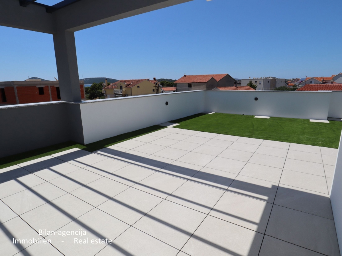 Flat For sale - ŠIBENSKO-KNINSKA VODICE