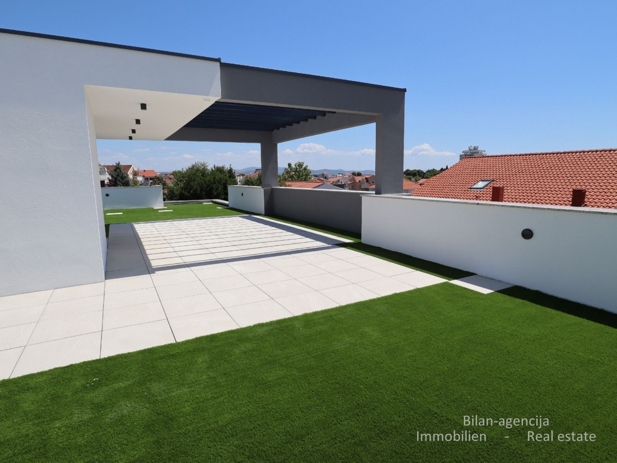 Flat For sale - ŠIBENSKO-KNINSKA VODICE