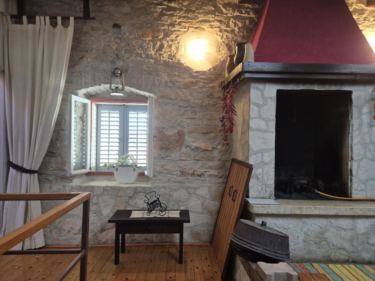 Haus Zu verkaufen - Istarska Marčana - foto 2/25