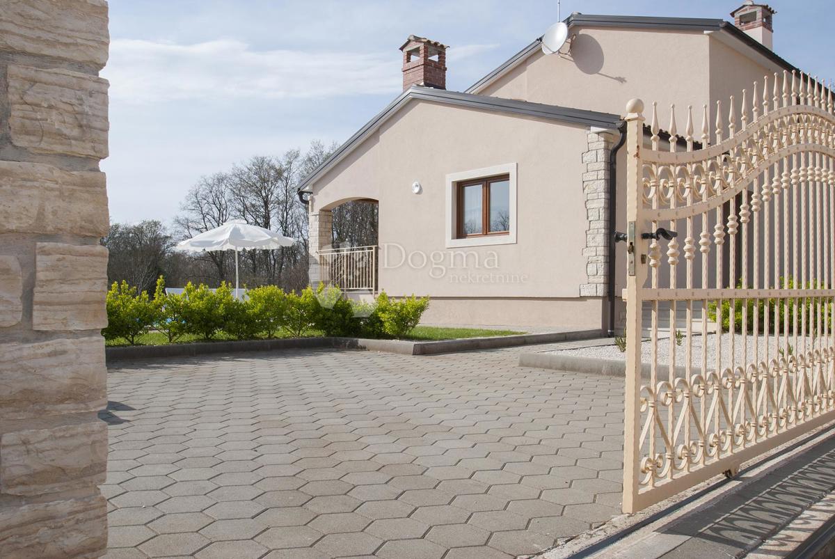 Haus Zu verkaufen - ISTARSKA POREČ