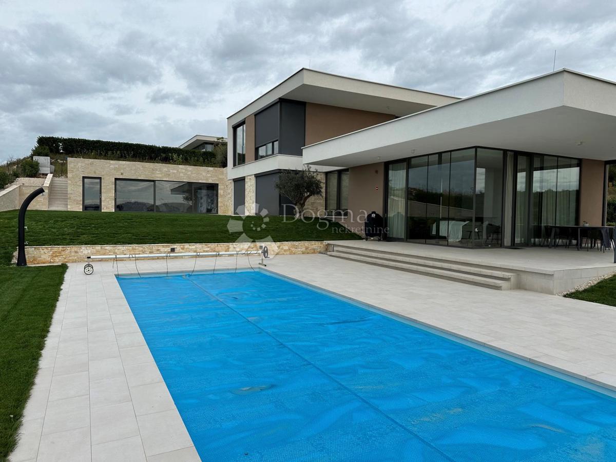 Kuća Na prodaju - ISTARSKA NOVIGRAD