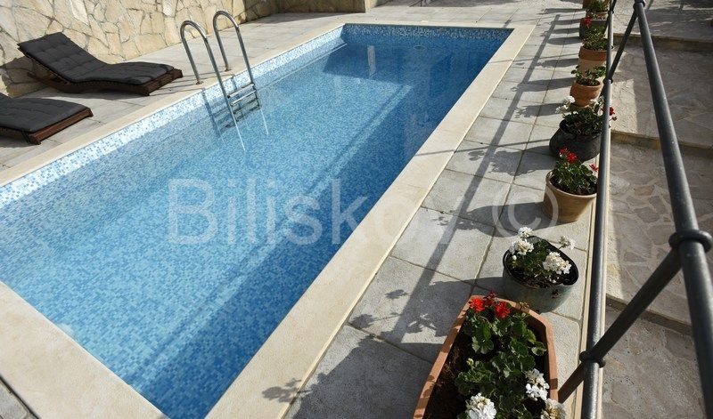 House For sale - SPLITSKO-DALMATINSKA BRAČ